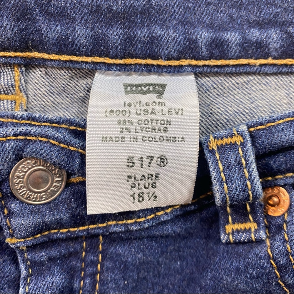 Levi's Shorts 16.5 Women’s Denim Shorts Bermuda Jean casual beach - Picture 2 of 5